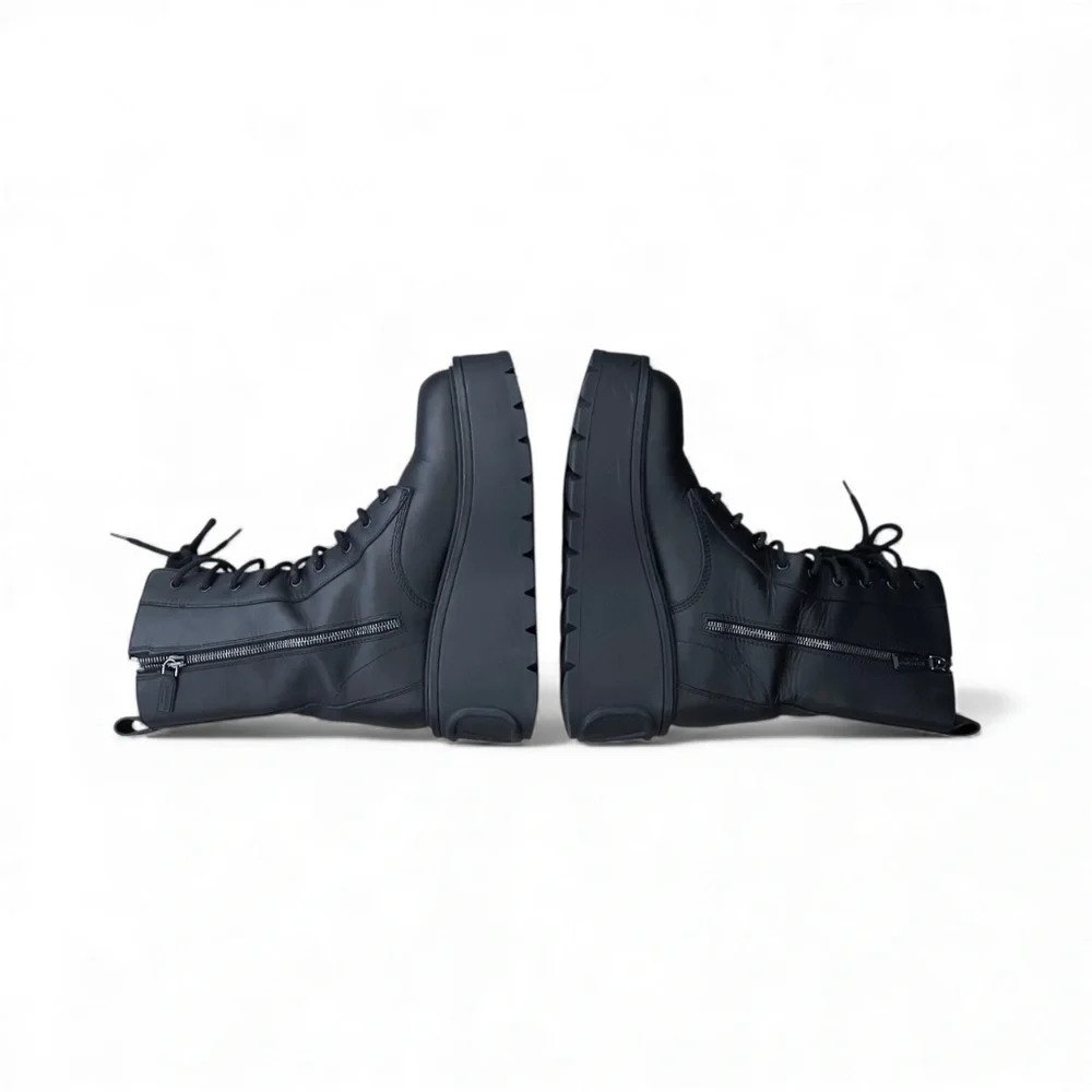 Valentino Garavani VLOGO AR2 Platform Boots Women's Size 40 (US 10)